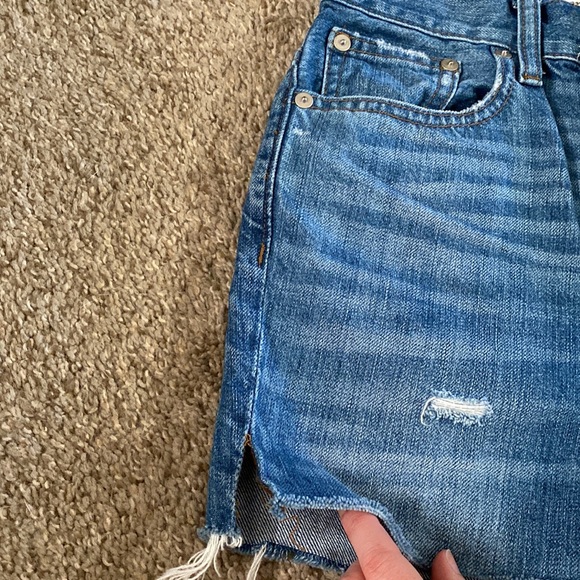 Madewell Denim Shorts - Picture 9 of 12